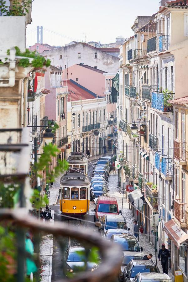 Spacious Bairro Alto Apartment With Courtyard, By Timecooler Lisboa Dış mekan fotoğraf