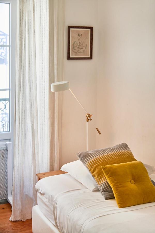 Spacious Bairro Alto Apartment With Courtyard, By Timecooler Lisboa Dış mekan fotoğraf